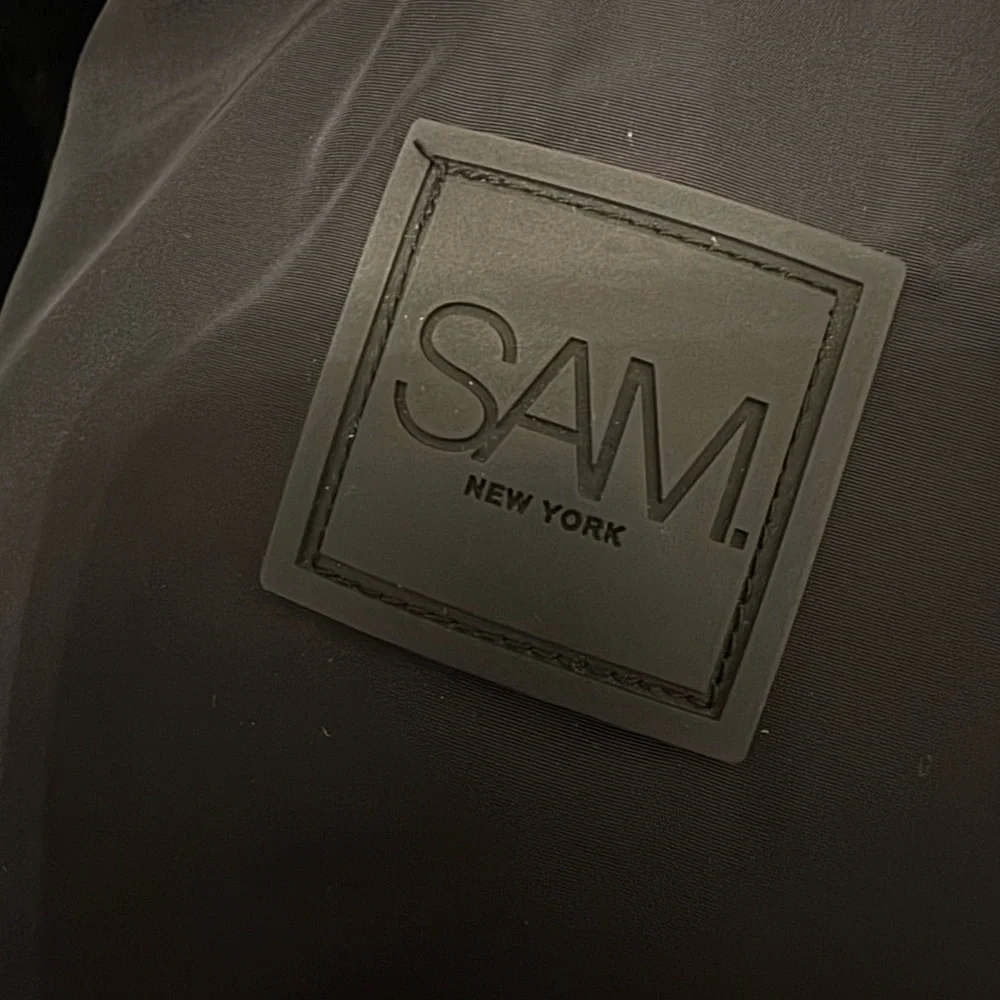 SAM. Women's Classic Black Puffer Jacket - Picture 8 of 10